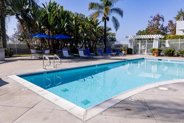 10060 Scripps Vista Way 33, San Diego, CA 92131