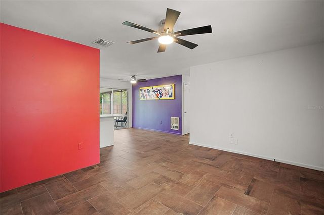 706 MICHIGAN STREET, Mount Dora, FL 32757