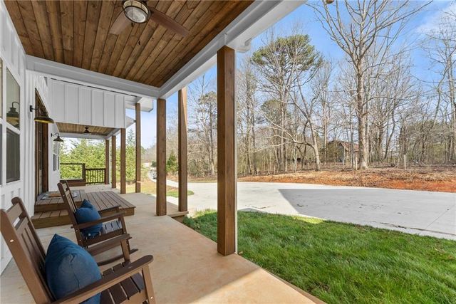 201 Fred Pitts Road, Demorest, GA 30535
