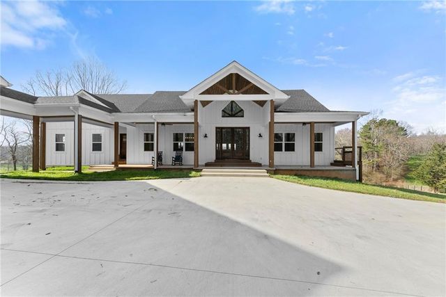 201 Fred Pitts Road, Demorest, GA 30535