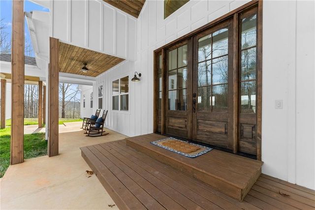 201 Fred Pitts Road, Demorest, GA 30535