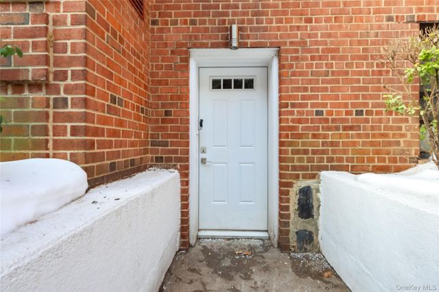 11045 71st Road PS2, Forest Hills, NY 11375