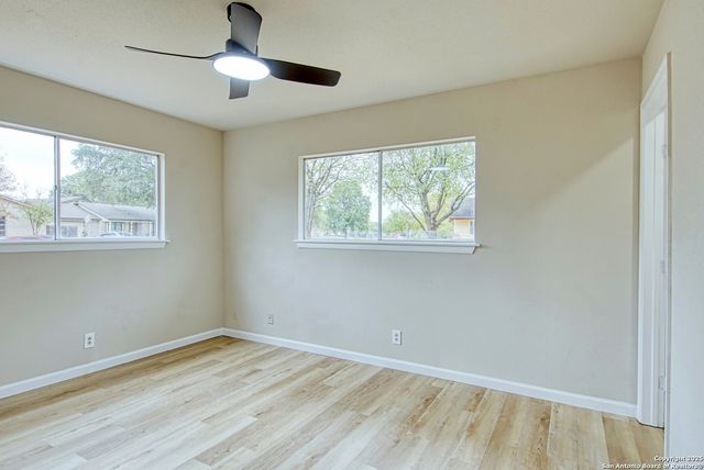 7502 Linfield, San Antonio, TX 78238