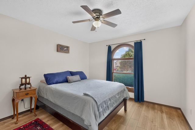 2524 Madre Drive NE, Albuquerque, NM 87112