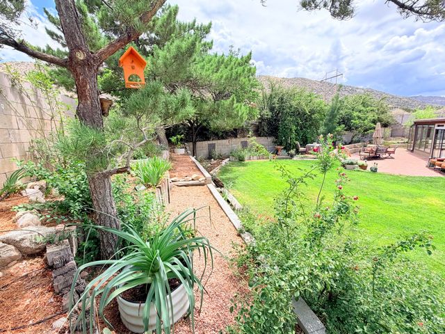 2524 Madre Drive NE, Albuquerque, NM 87112