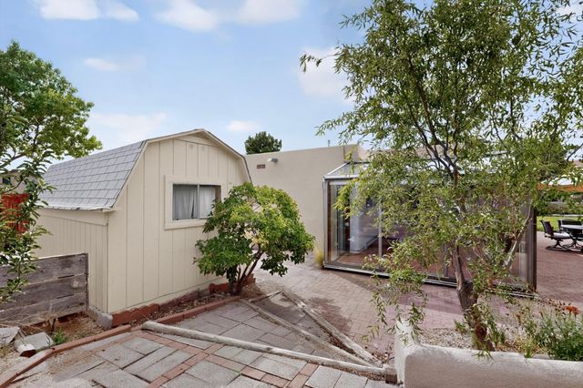 2524 Madre Drive NE, Albuquerque, NM 87112