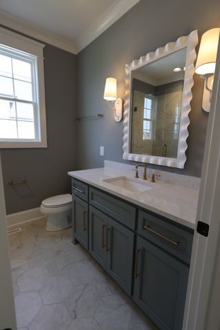 1006 Stone Creek Ln, Lebanon, TN 37087