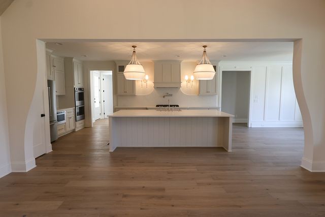 1006 Stone Creek Ln, Lebanon, TN 37087