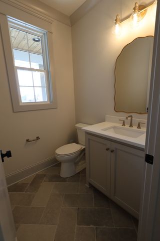 1006 Stone Creek Ln, Lebanon, TN 37087