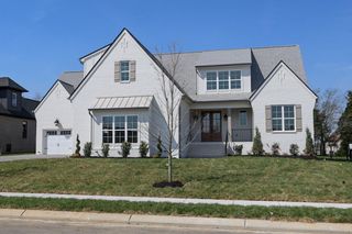 1006 Stone Creek Ln, Lebanon, TN 37087