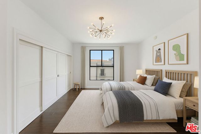 214 N Crescent Drive 3, Beverly Hills, CA 90210