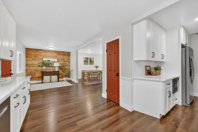 5854 Brace Rd, Loomis, CA 95650