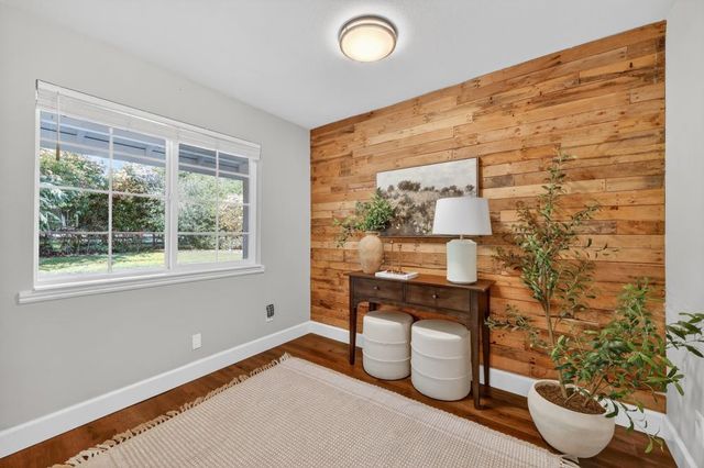 5854 Brace Rd, Loomis, CA 95650