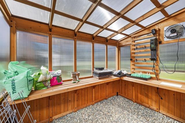 5854 Brace Rd, Loomis, CA 95650