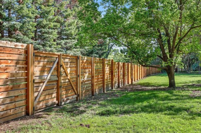 5854 Brace Rd, Loomis, CA 95650