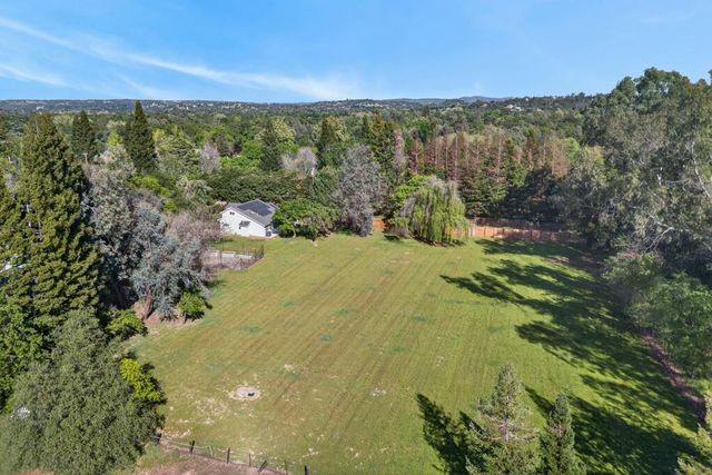 5854 Brace Rd, Loomis, CA 95650