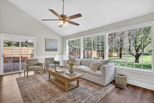 5854 Brace Rd, Loomis, CA 95650