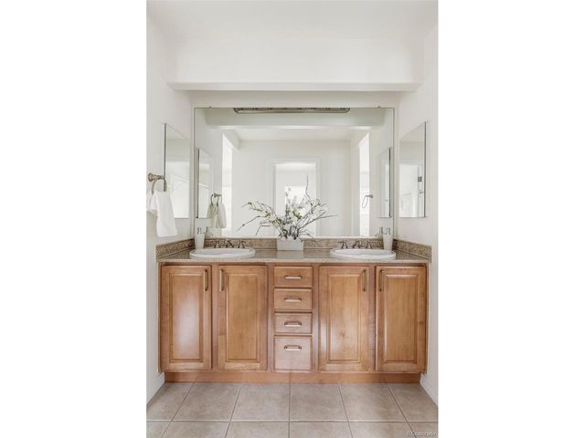 5549 W Hoover Dr, Littleton, CO 80123