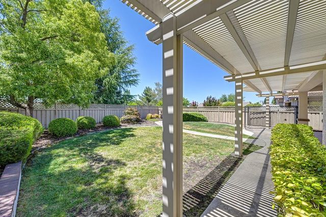 2059 Stonecrest Ln, Lincoln, CA 95648