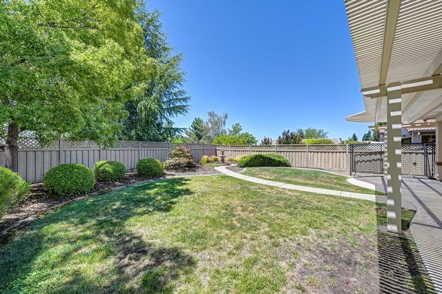 2059 Stonecrest Ln, Lincoln, CA 95648