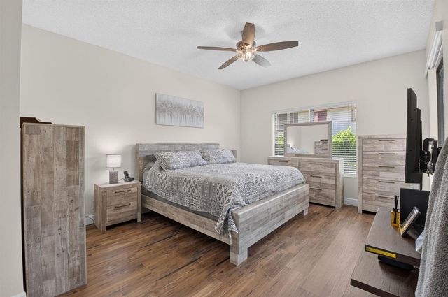 7677 Lexington Club Boulevard B, Delray Beach, FL 33446