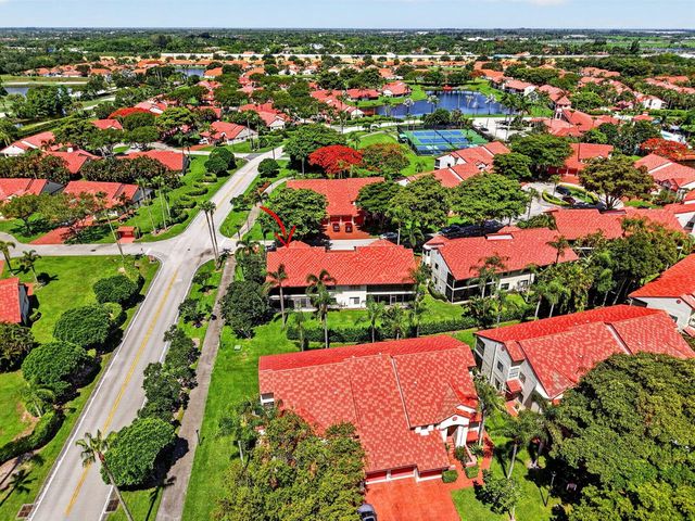 7677 Lexington Club Boulevard B, Delray Beach, FL 33446