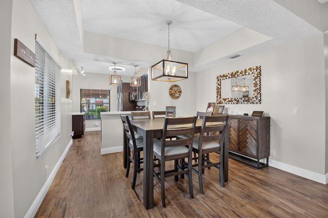 7677 Lexington Club Boulevard B, Delray Beach, FL 33446