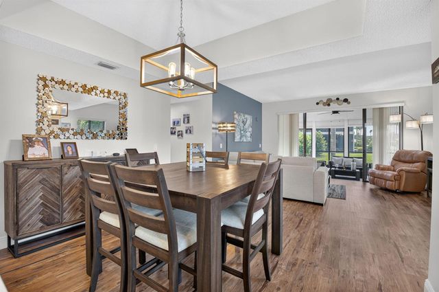 7677 Lexington Club Boulevard B, Delray Beach, FL 33446
