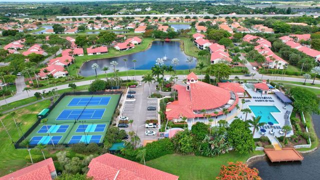 7677 Lexington Club Boulevard B, Delray Beach, FL 33446