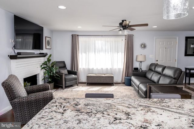 902 HILLCREST RD, Hanover, MD 21076