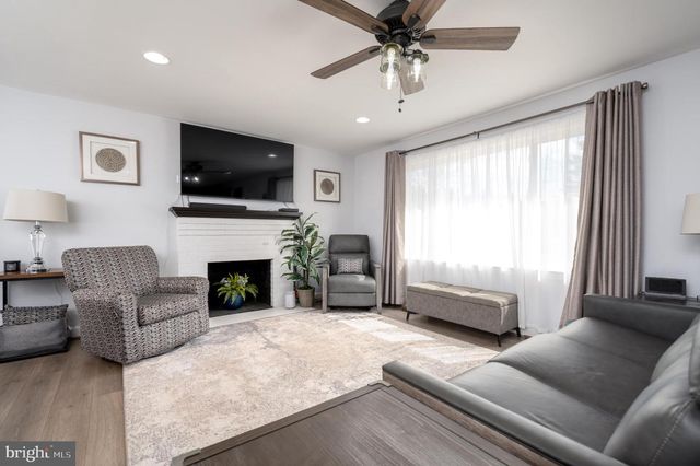 902 HILLCREST RD, Hanover, MD 21076