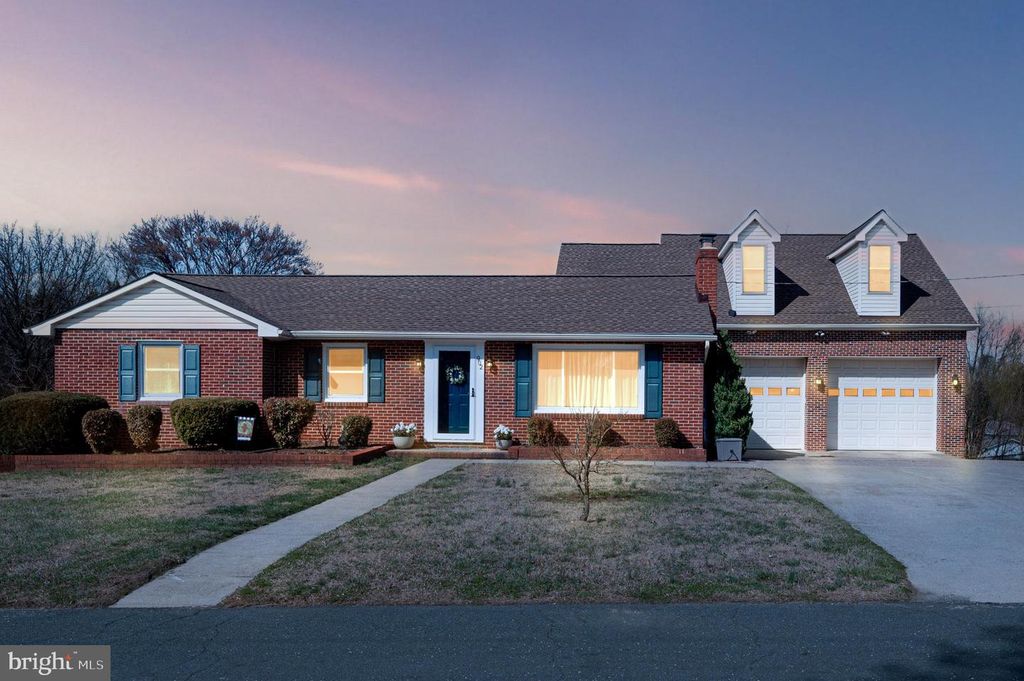 902 HILLCREST RD, Hanover, MD 21076