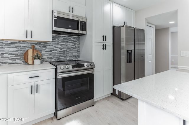 73 London Drive, Palm Coast, FL 32137