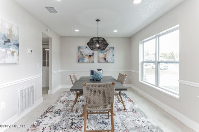 73 London Drive, Palm Coast, FL 32137