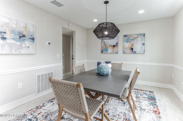 73 London Drive, Palm Coast, FL 32137