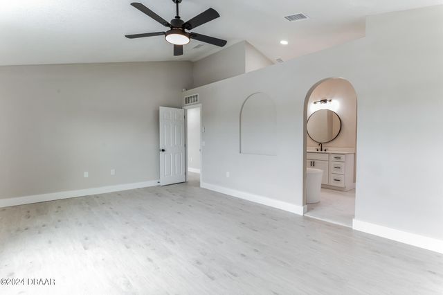 73 London Drive, Palm Coast, FL 32137