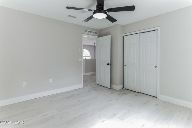 73 London Drive, Palm Coast, FL 32137