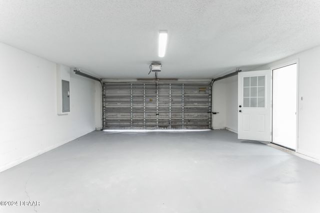 73 London Drive, Palm Coast, FL 32137