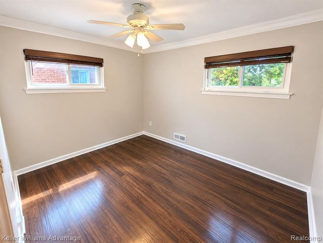 28142 Elmira Street, Livonia, MI 48150