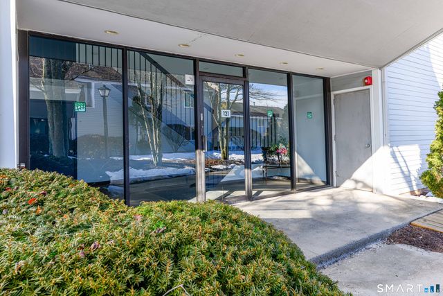 121 Florence Road 2B, Branford, CT 06405