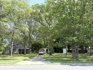 1101 Broadway Avenue, Holbrook, NY 11741