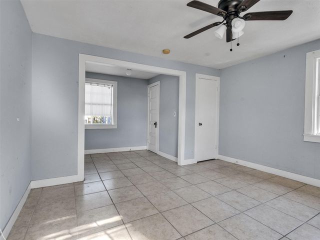 2141 Colquitt Street, Houston, TX 77098