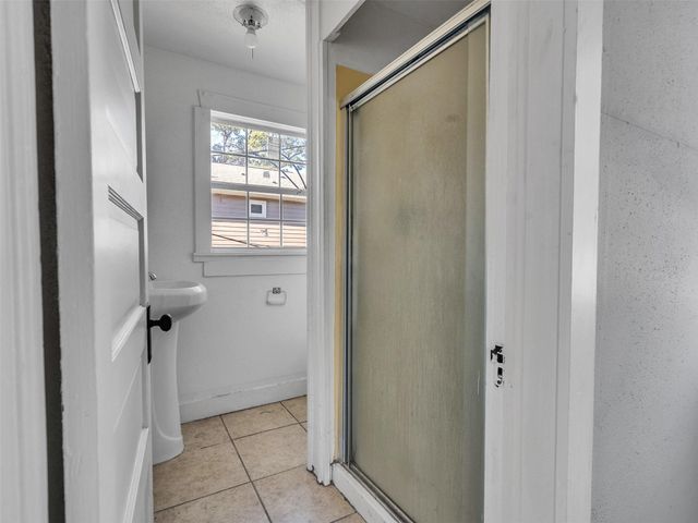 2141 Colquitt Street, Houston, TX 77098