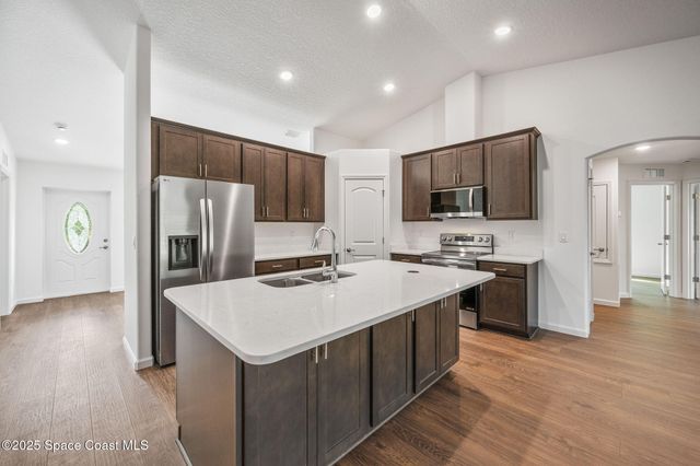 413 Ganley Street, Palm Bay, FL 32908