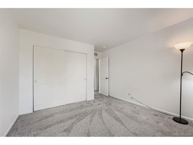 19034 Burlington Pl, Denver, CO 80249