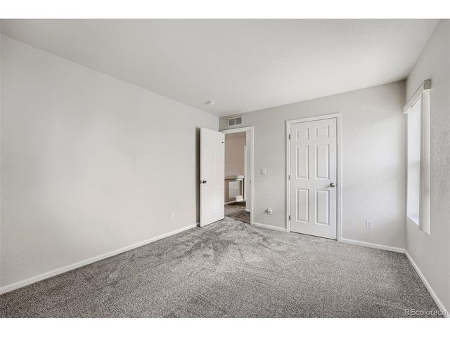 19034 Burlington Pl, Denver, CO 80249