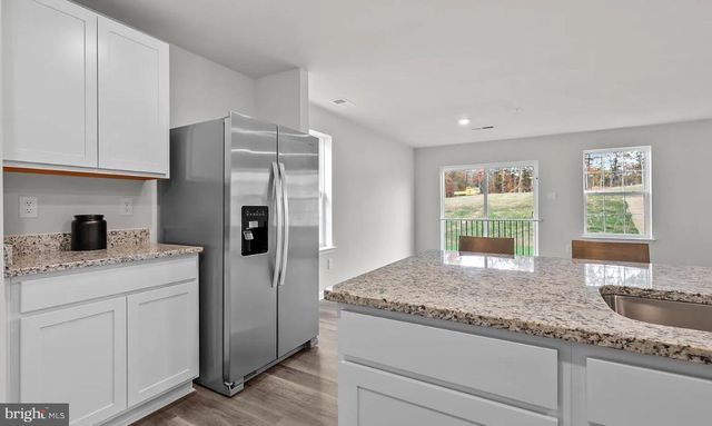 672 ARMSTRONG AVE, Hagerstown, MD 21740