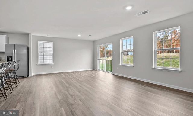 672 ARMSTRONG AVE, Hagerstown, MD 21740