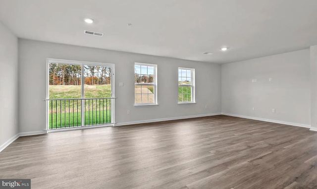 672 ARMSTRONG AVE, Hagerstown, MD 21740