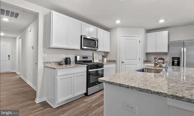 672 ARMSTRONG AVE, Hagerstown, MD 21740